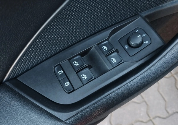 Skoda Octavia cena 104900 przebieg: 69000, rok produkcji 2021 z Wieleń małe 232